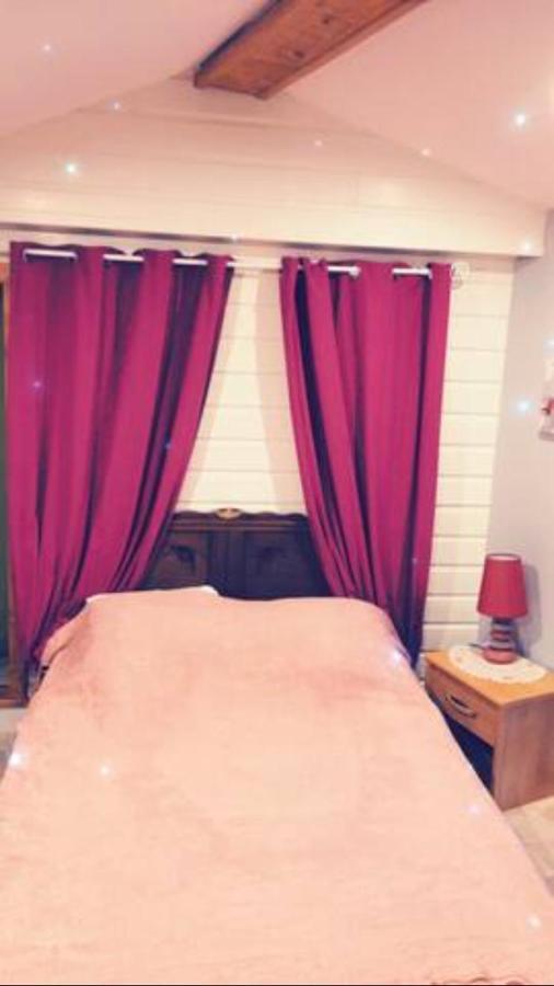 Chambre Familiale A La Ferme Montesquieu-Avantes 外观 照片